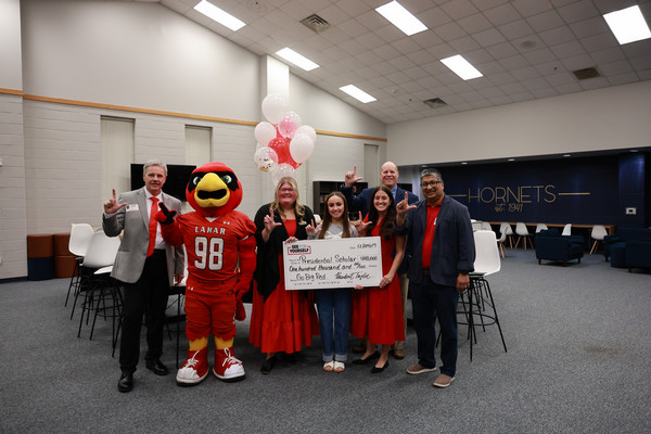 Hardin senior Abbey Lanier awarded Lamar University Presidential Scholarship 