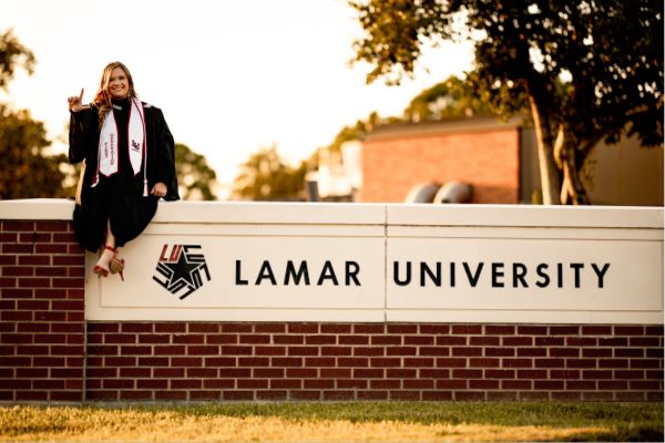 Maddison Bean named First-Gen Student of the Month 